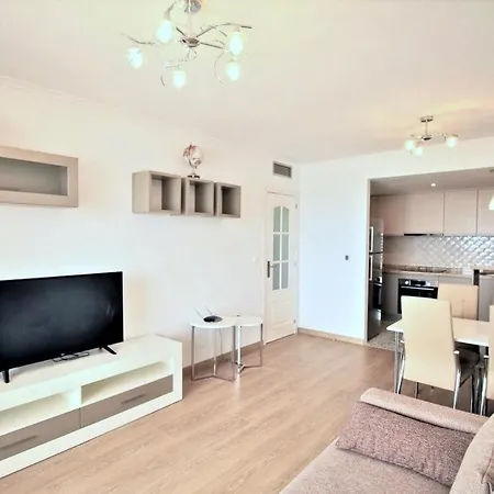 Clubrent - Apolo 16 Apartamento *