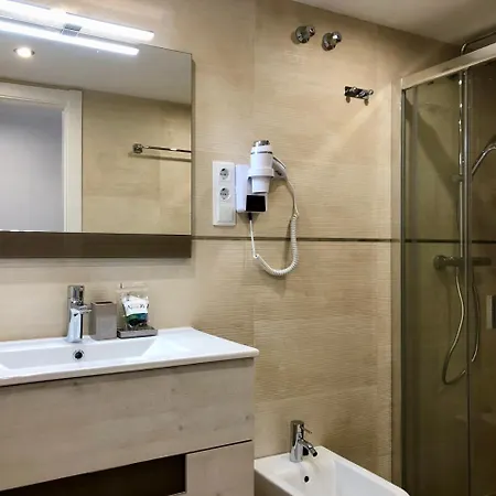 Clubrent - Apolo 16 Calp